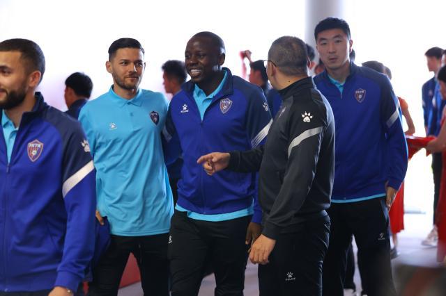 李金羽：中超到中乙再到中甲要低调 盼对得起信任