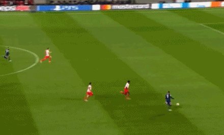 1635978447009025483.gif 【欧冠】维纳尔杜姆2球 巴黎圣日耳曼遭莱比锡绝平