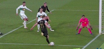 开云体育下载-【西甲】德容传射 普吉替补处子球 巴萨客场2比0胜